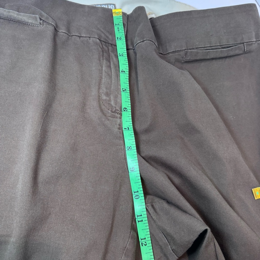 Avenue Brown Women's Capris, Size 16 - Picture 6 of 11